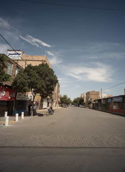 عکس لوازم یدکی در رسالت مشهد