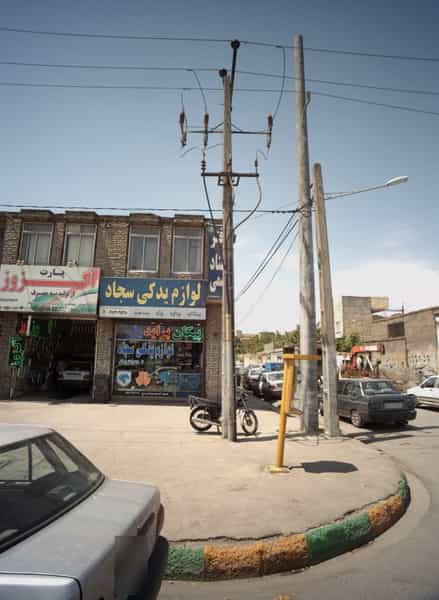 عکس لوازم یدکی سجاد در خاتم الانبیا مشهد