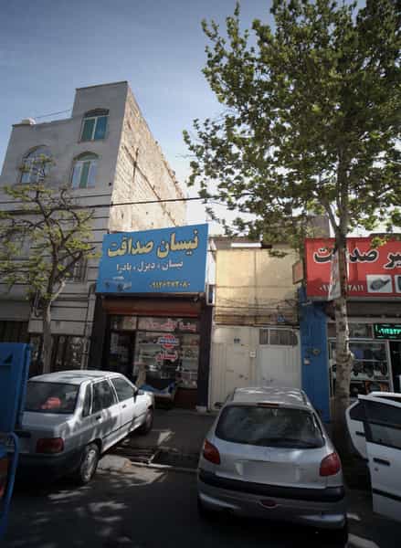 عکس نیسان صداقت در خاک سفید تهران