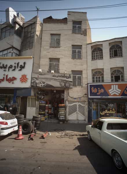 عکس فروشگاه تایر ری شهر در اقدسیه تهران
