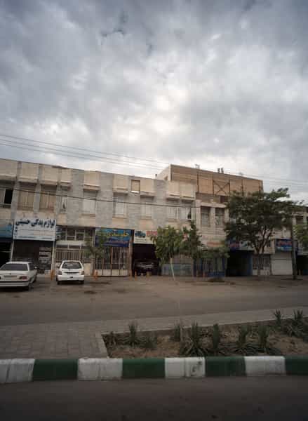 عکس لوازم یدکی حسینی در رسالت مشهد