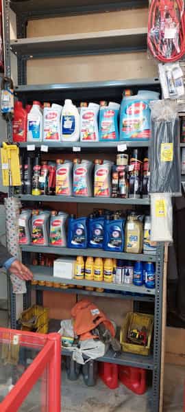 عکس لوازم یدکی کثیری در یوسف آباد تهران