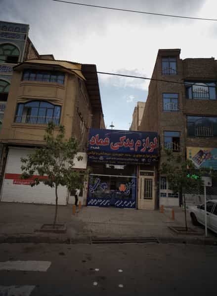 عکس لوازم یدکی عماد در هنرور مشهد