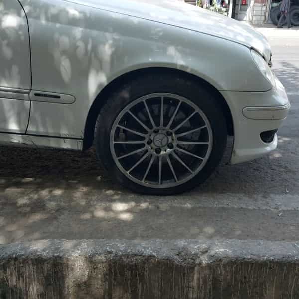 عکس آرون تایر در کوثر تهران