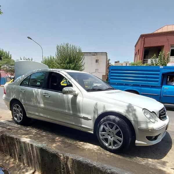 عکس آرون تایر در کوثر تهران