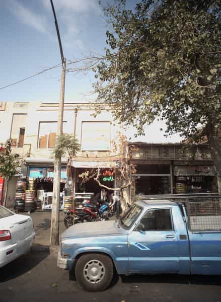 عکس یگانه روکش زین در قلمستان تهران