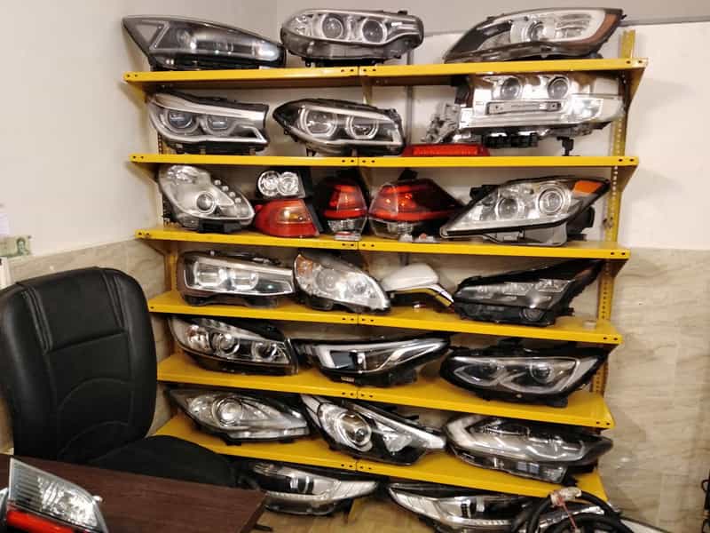 عکس فروشگاه چراغ استوک در دولت آباد تهران