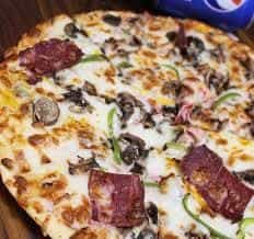 عکس پیتزا کسری شهر بانو در آمل