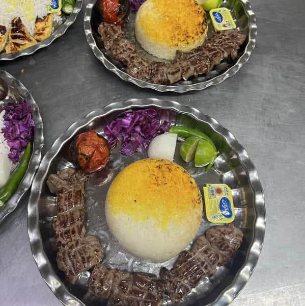 عکس رستورانهای بین المللی اکبر جوجه برادران کلبادی در کرکرودسر نوشهر