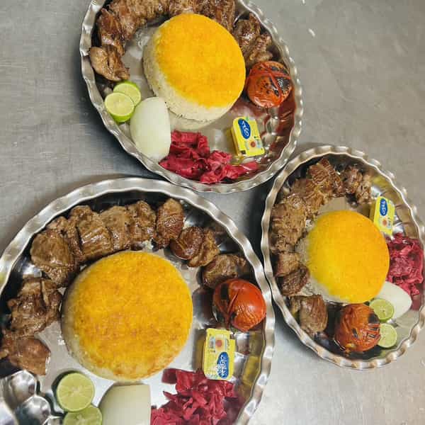 عکس رستورانهای بین المللی اکبر جوجه برادران کلبادی در کرکرودسر نوشهر