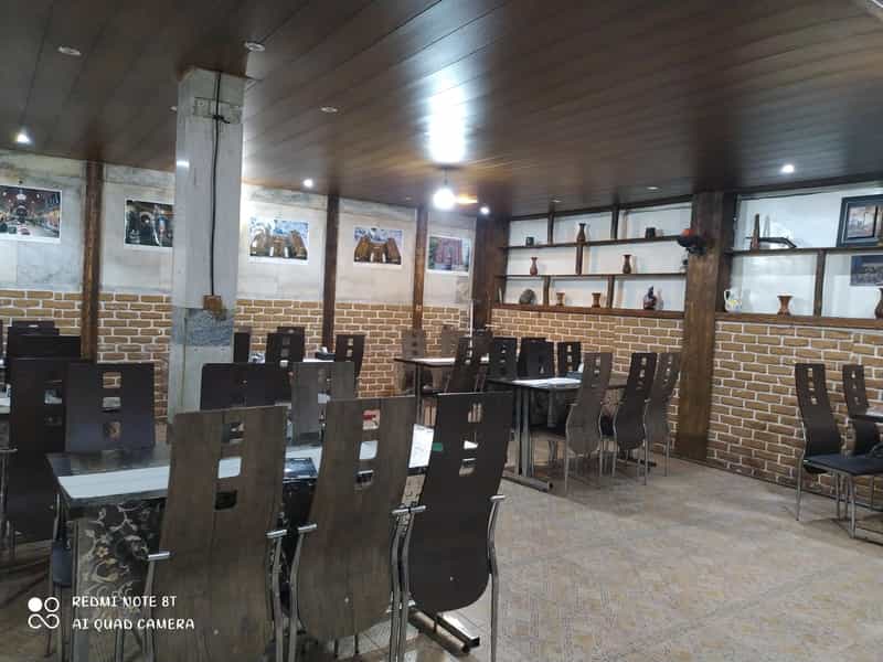 عکس رستوران سنتی هزار دستان در خیابان تبریز