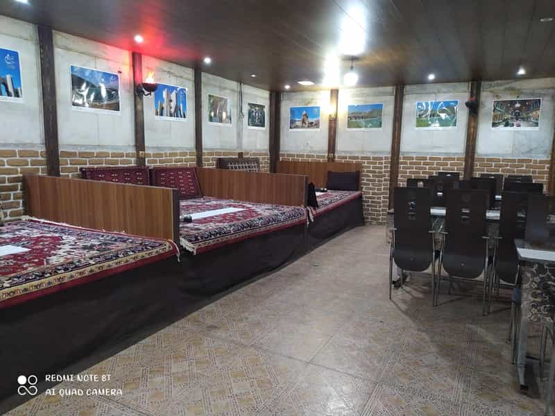 عکس رستوران سنتی هزار دستان در خیابان تبریز