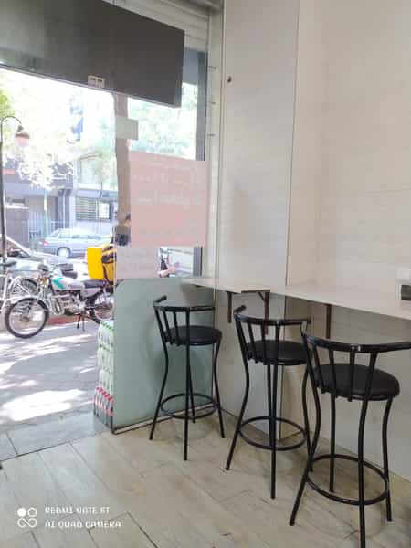 عکس پیتزا و ساندویچ آراز در بارون آواک تبریز