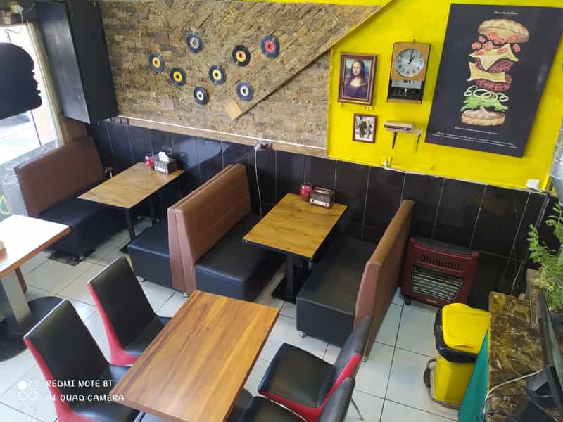 عکس فست فود دینامیت در ولیعصر جنوبی تبریز