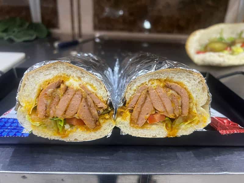 عکس فست فود برگرچی در سیمان ارومیه