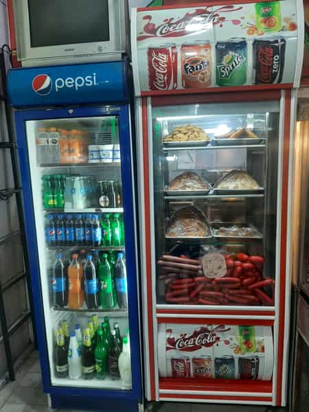 عکس پیتزا ساندویچ چتر راه اهن در راه آهن قزوین