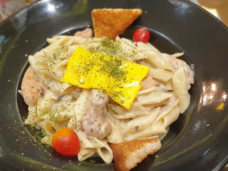 عکس رستوران روچیک در توحید قزوین