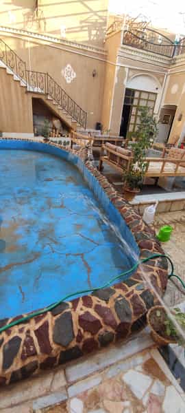 عکس رستوران و سفره خانه سنتی دوستی آب و آتش در شش بادگیری یزد