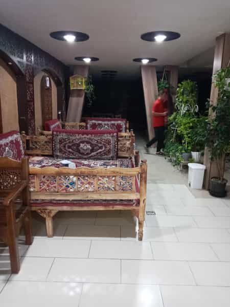 عکس رستوران سنتی شاد نشین خیابان زندوکیلی اهواز