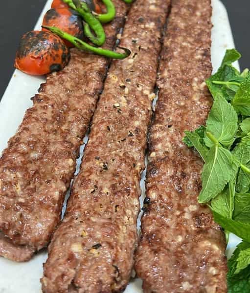 عکس طعم اصیل در دانشگاه چمران اهواز