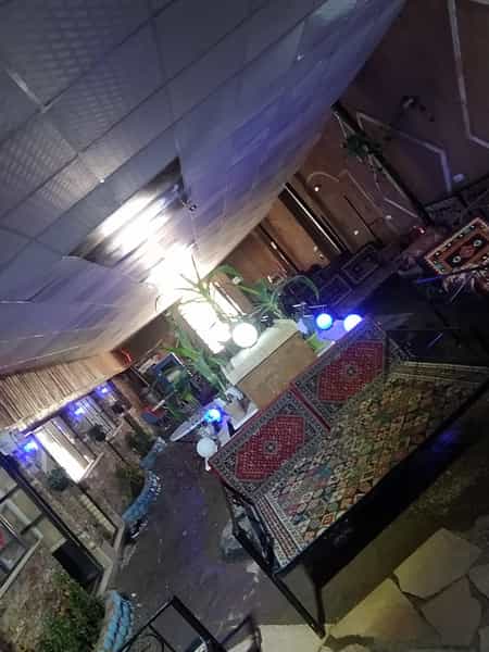 عکس سفره خانه سنتی هفت باغ کرمان