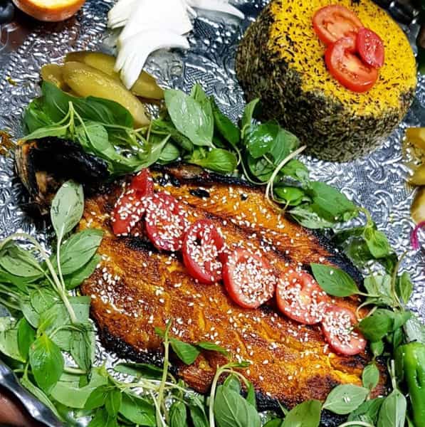 عکس کباب سرای دوستی در بنیاد قم