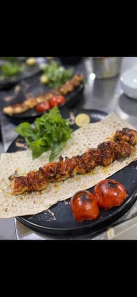 عکس کته کبابی منصور در زنبیل آباد قم