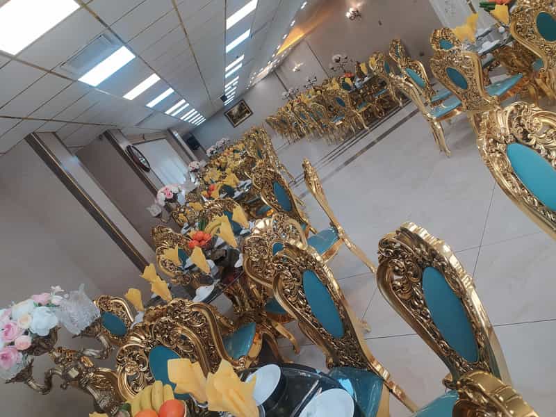 عکس تالار و رستوران تخت جمشید در سرخاب تبریز