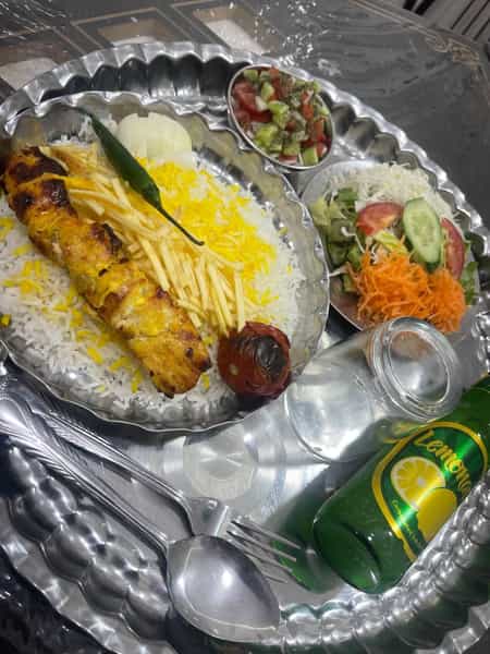 عکس غذا خوری خان سالار در امامیه تبریز