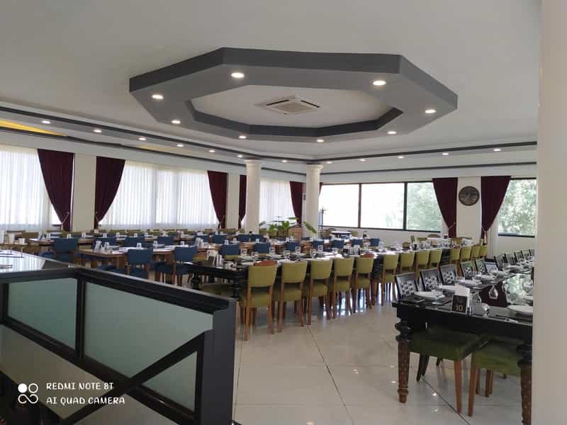 عکس رستوران نمایشگاه بین‌المللی (اطلس) تبریز