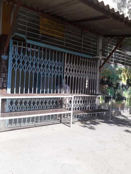 عکس نانوایی ماشینی فعله کری در گلها کرمانشاه