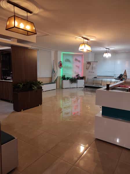 عکس کلینیک زیبایی دکتر نازنین آرین در گلستان کرمانشاه