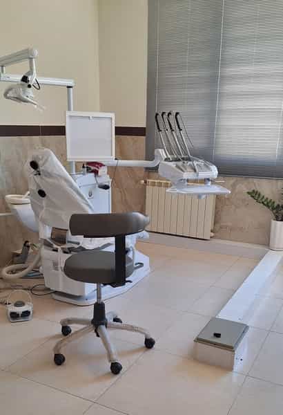 عکس مطب دکتر صادقی و دکتر معینی در گازران اردبیل