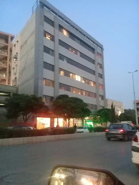 عکس ساختمان پزشکان اراد در فردوسی کرمان