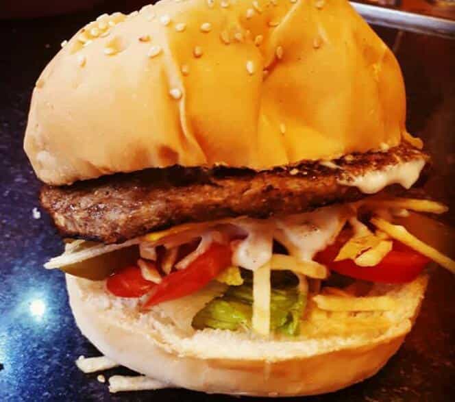 عکس ساندویچ مادرزن در پاسداران همدان