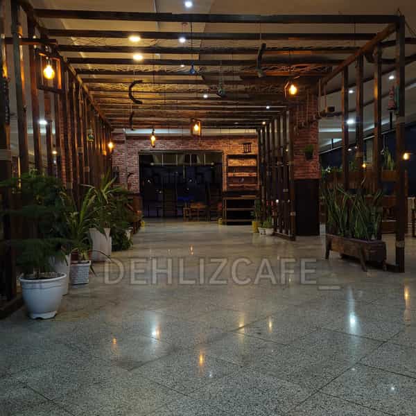 عکس کافه دهلیز شهرک پارسیان شهریار