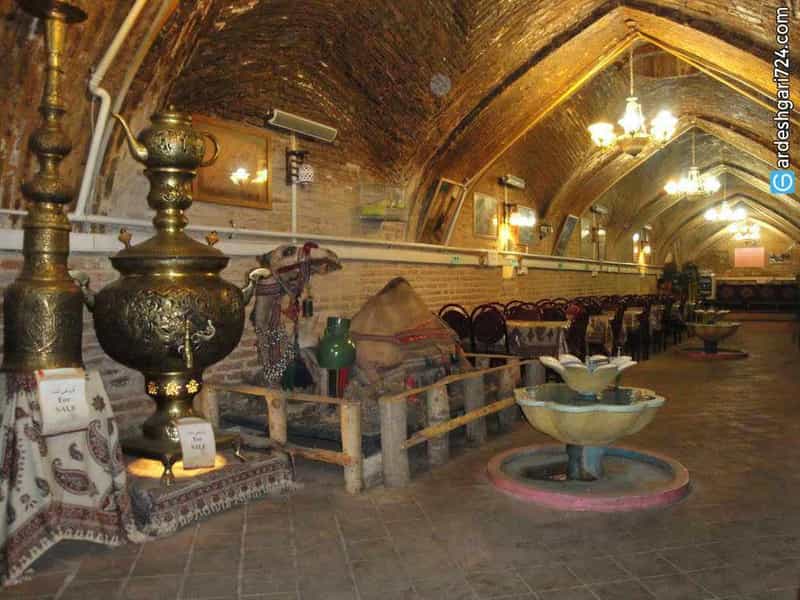 عکس سفره خانه کاروانسرای سنگی در راه آهن زنجان