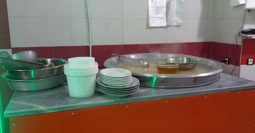 عکس کله پاچه کله پزی حلیم در پیر محمد سنندج