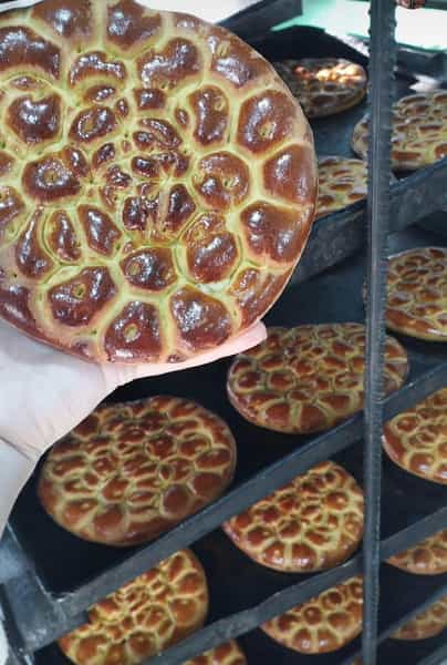 عکس فطیر سنتی ایستملی بستان آباد در زر افشان اسلام‌شهر