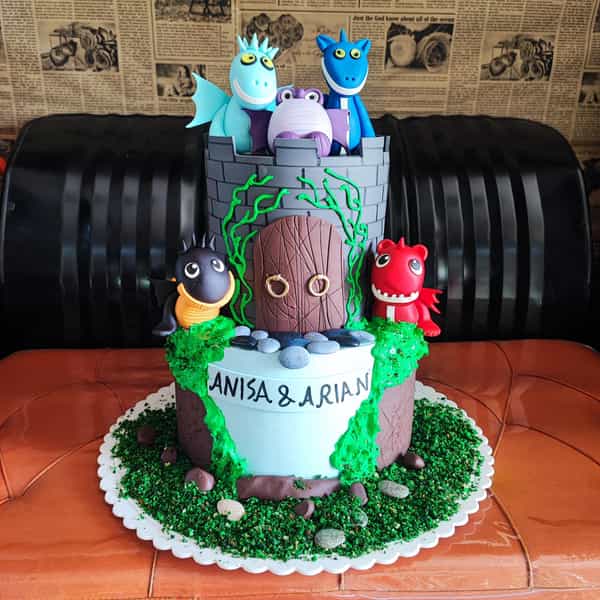 عکس شیرینی سرای بزرگان شهرک شهید بهشتی همدان