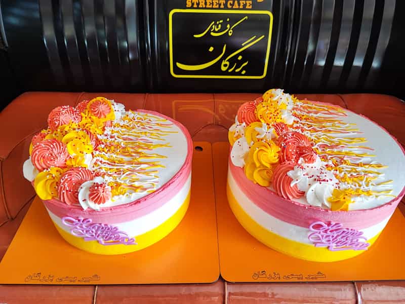 عکس شیرینی سرای بزرگان شهرک شهید بهشتی همدان