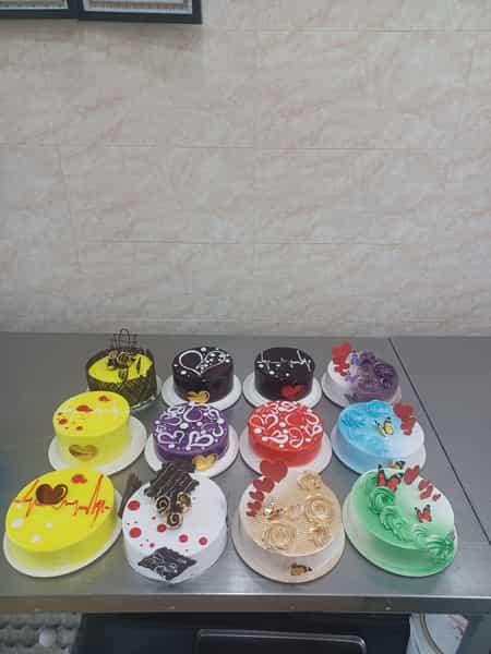 عکس آقای کُماج شهرک آیت الله مدنی همدان