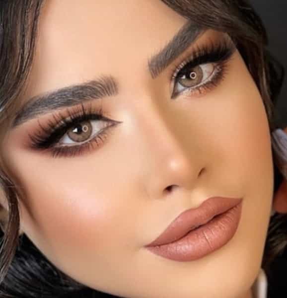 عکس آموزشگاه آرایشگری و عروس سرا و مزون پورامن در سبلان فاز ۲ اردبیل