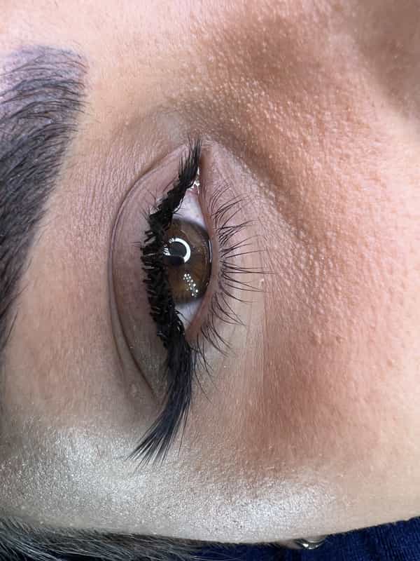 عکس مرکز تخصصی اکستنشن مژه رعنا پورمند در چهارراه سعدی زنجان