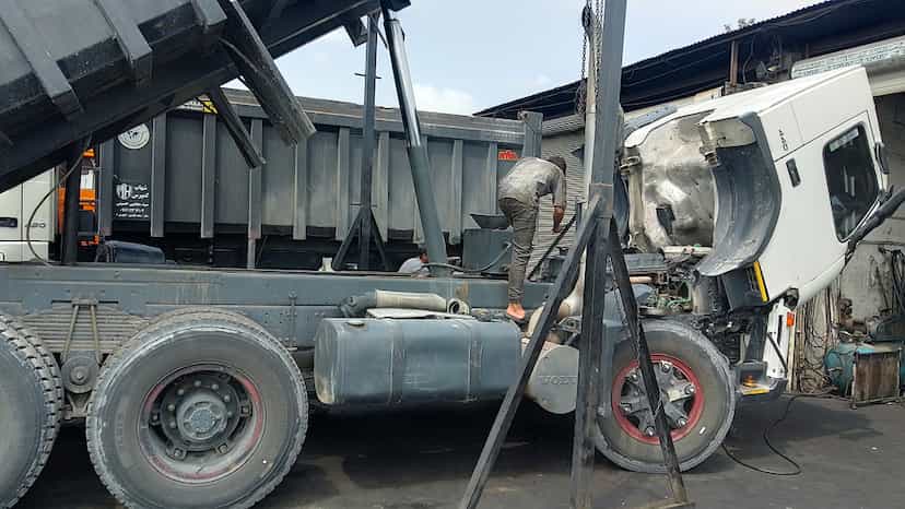 عکس آهنگری ماشین سنگین اسحاق اسدی در کتی شرقی بابل