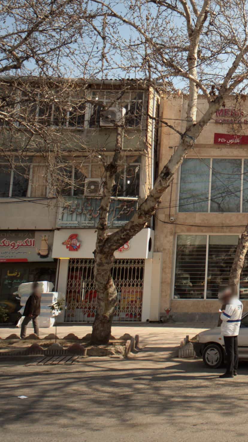 عکس عرضه مستقیم تولیدی پوشاک الهام در آیت الله طالقانی ساری