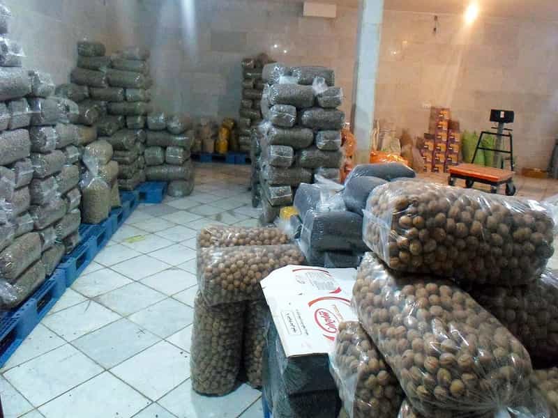 عکس آجیل و خشکبار تک در کارمندان دوم مشهد