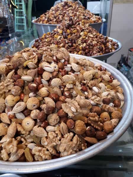 عکس آجیل و تخمه داغ آرمان در عبادی مشهد