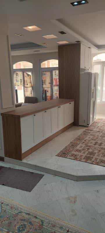 عکس کارگاه کابینت سازی اقای چوب در اندیشه