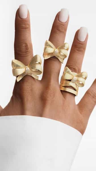 عکس گالری طلا میم شهرک گلها رشت